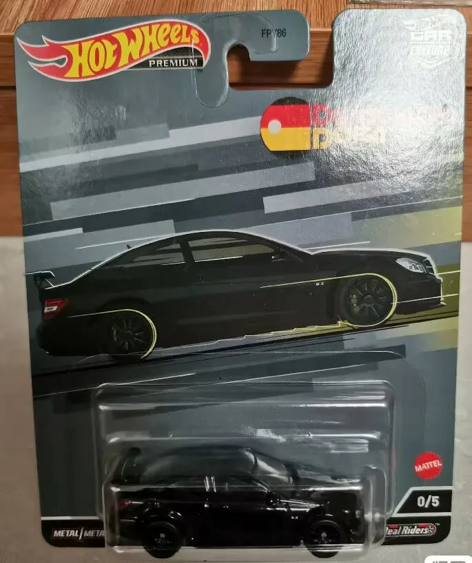 Alloy Diecast Classic Car Model – Collector Display Series (Assorted Designs)